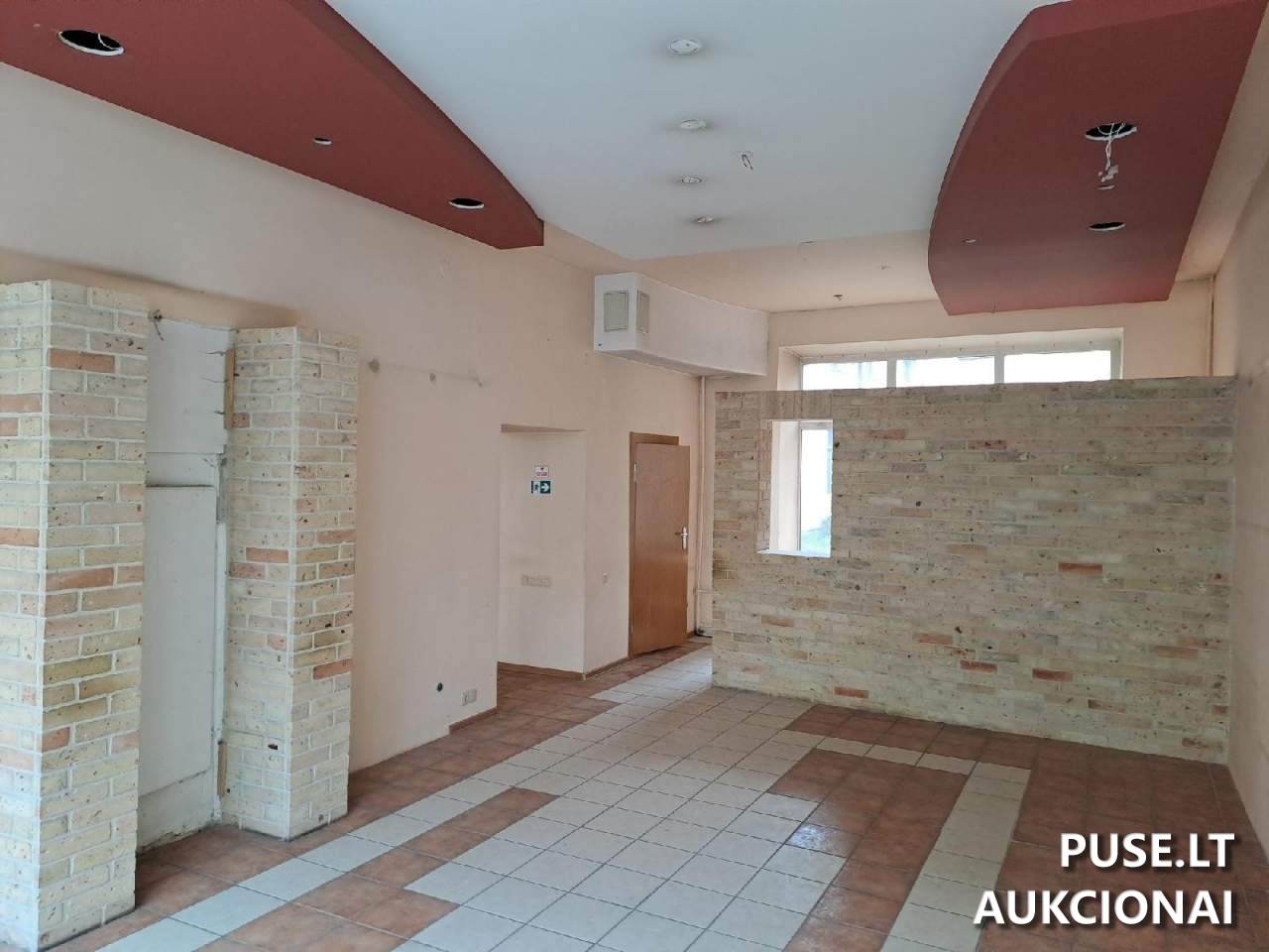 Nuomojamas turtas: Kultūros mokykla su parduotuvės patalpomis Pastatai Didžioji g. 38, 01128 Vilnius, Lithuania 4