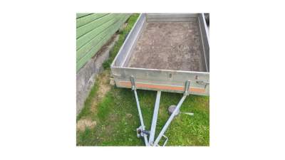 Pirmosios kategorijos priekaba iki 0.75t aukcione pradine kaina 400 EUR