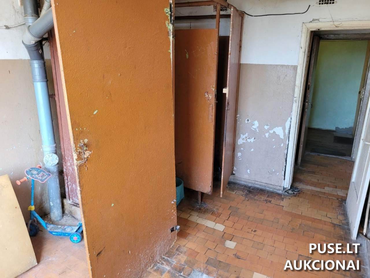 Kambarys Patalpos/Butai Vaižganto g. 22, 28207 Utena, Lithuania 1