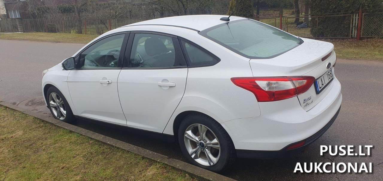 FORD FOCUS Keleivinis automobilis 2