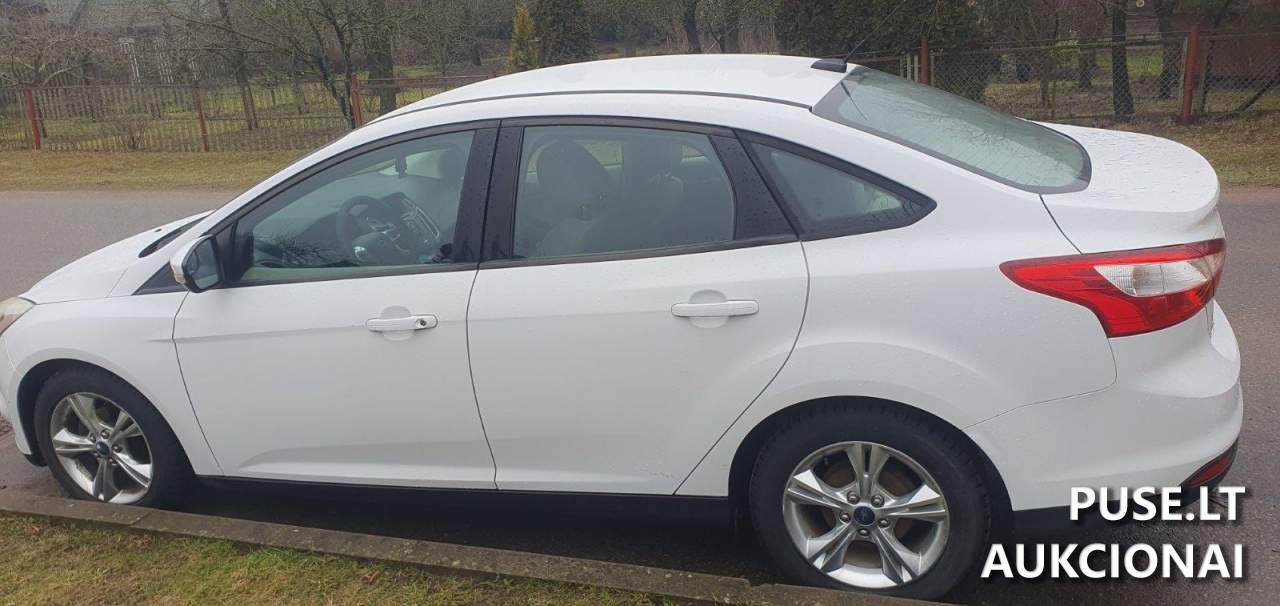 FORD FOCUS Keleivinis automobilis 3