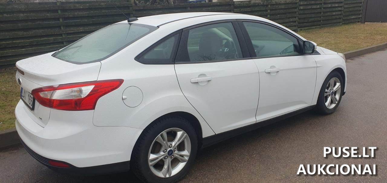 FORD FOCUS Keleivinis automobilis 4
