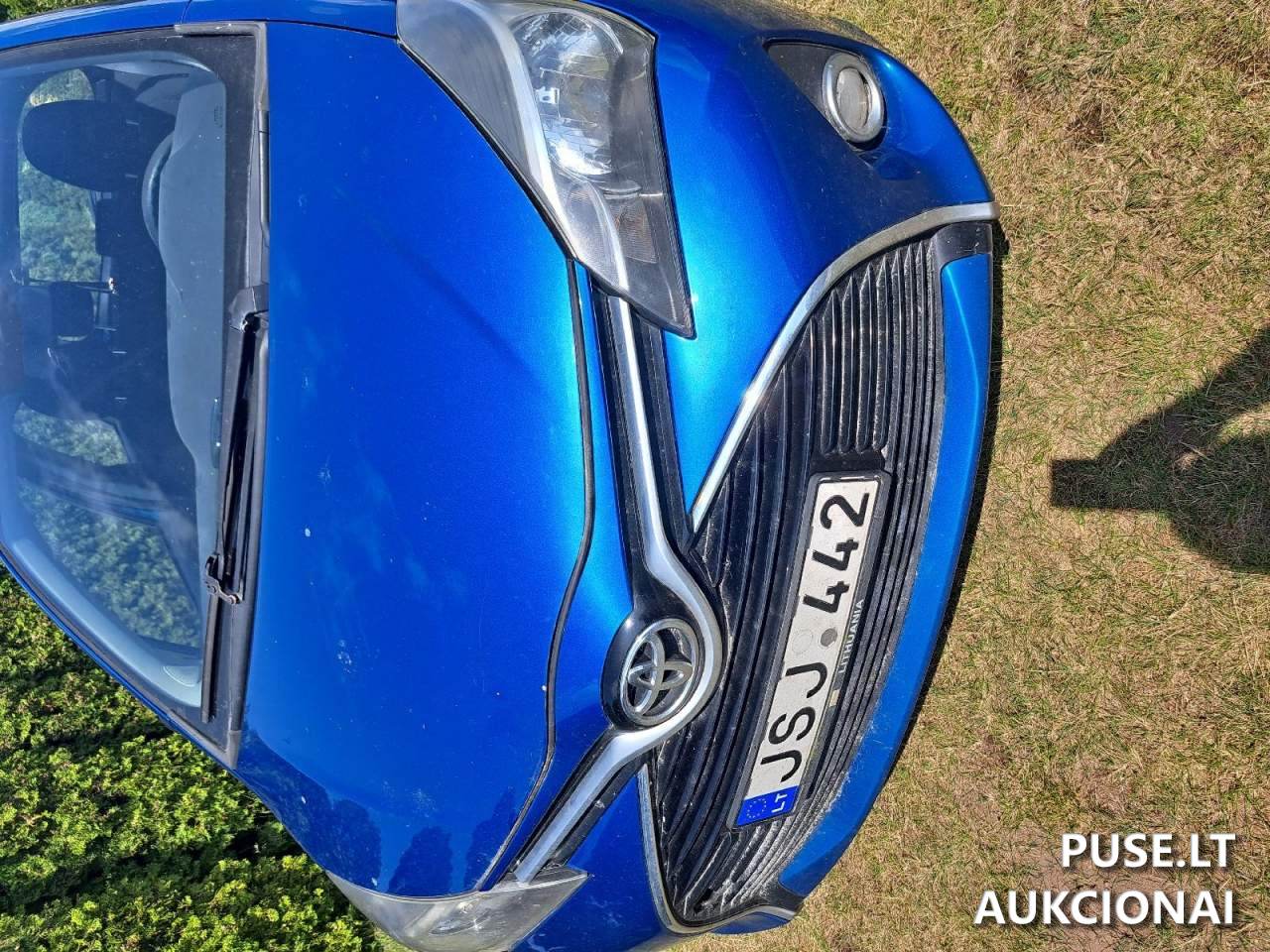 Lengvasis automobilis  TOYOTA YARIS Lengvasis automobilis 2