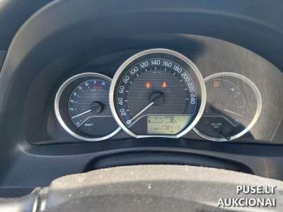 Parduodamas automobilis TOYOTA AURIS 2015 m. benzinas 7900 EUR aukcione