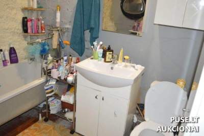 2 kambarių butas Mažeikiuose, Skuodo g. 15A, 7500 EUR pradinė kaina, 43.82 kv.m