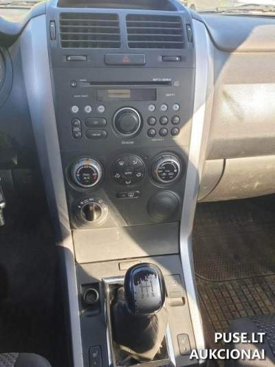 Suzuki Grand Vitara 2007m. aukcionas Vilniuje, pradinė kaina 300 EUR