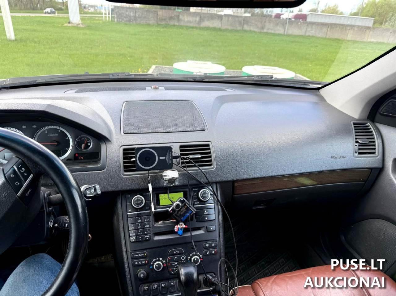 VOLVO XC90 Keleivinis automobilis 10