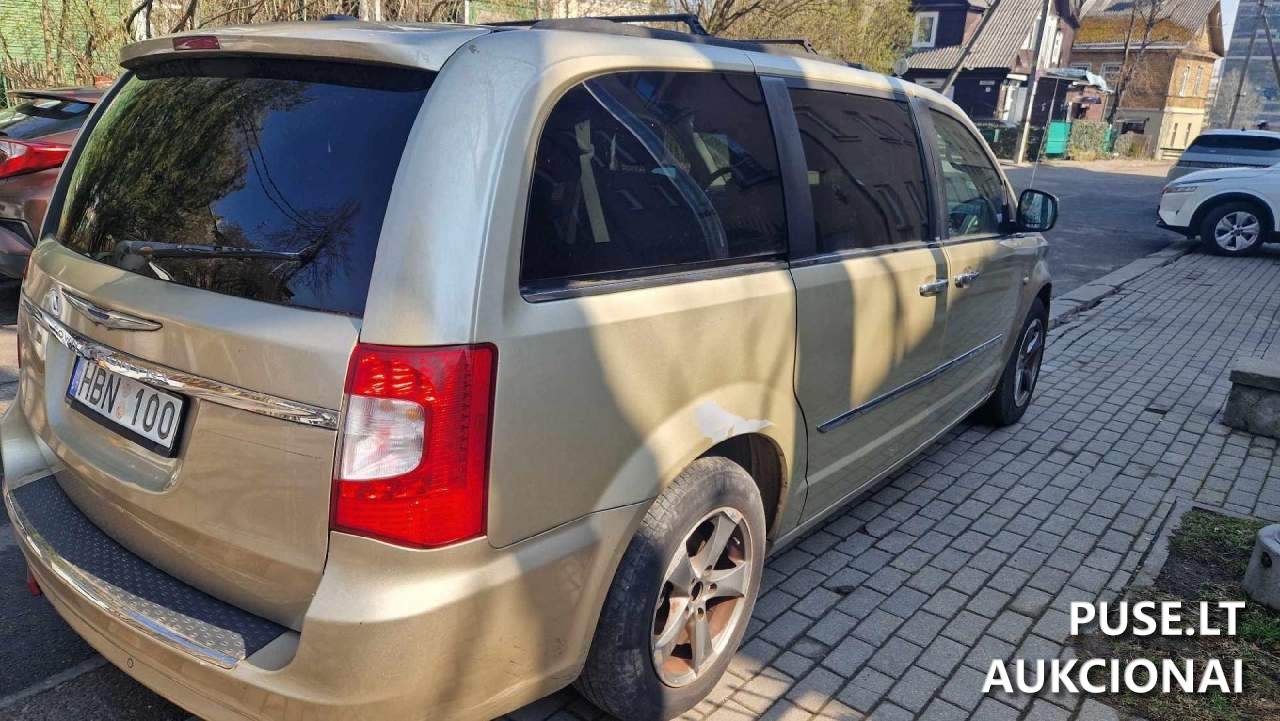 Lengvasis automobilis Keleivinis automobilis 13