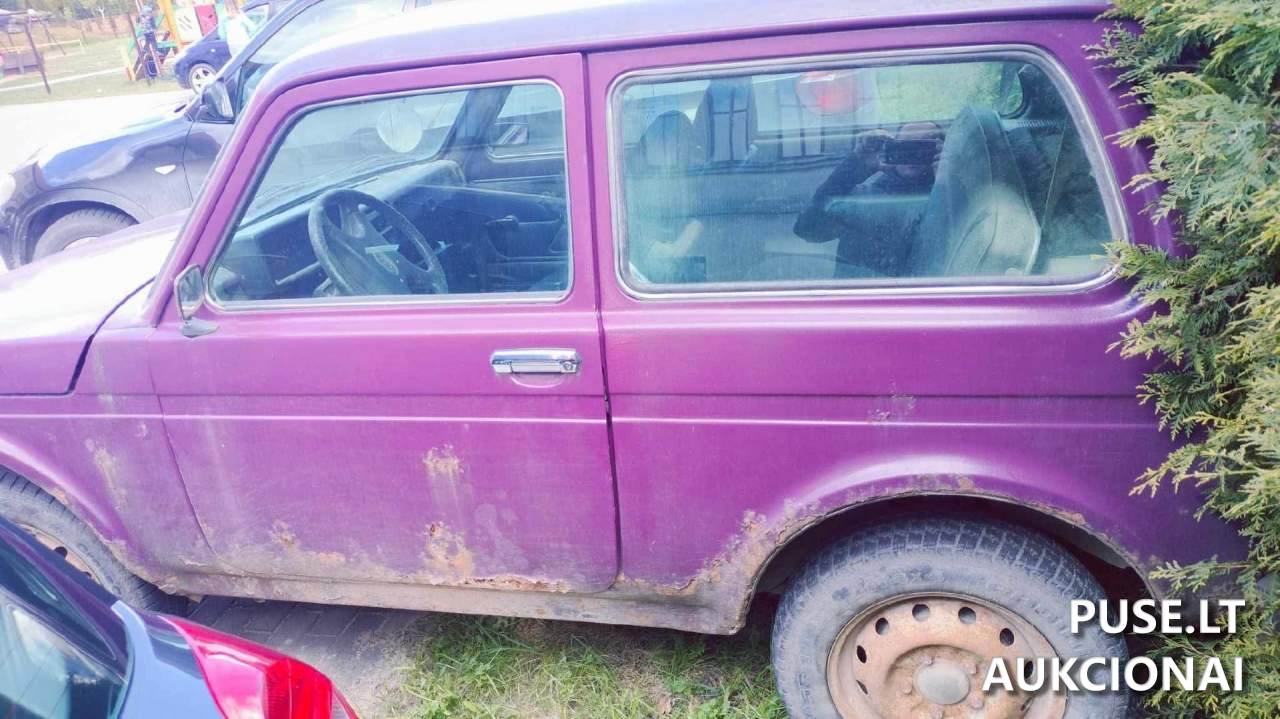 VAZ 21214 Lengvasis automobilis 1