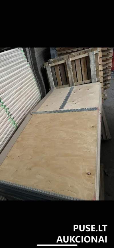 1000L bitumo transportavimo konteinerių komplektai 9600 EUR pradinė kaina, UAB "Sepo novus" turtas