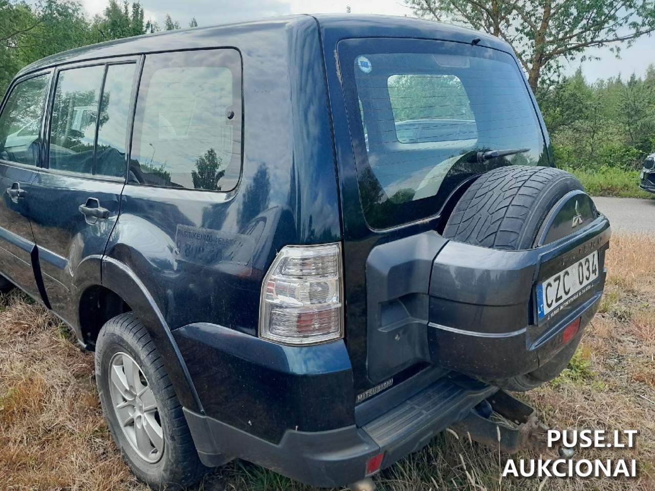 Mitsubishi Pajero Lengvasis automobilis 4