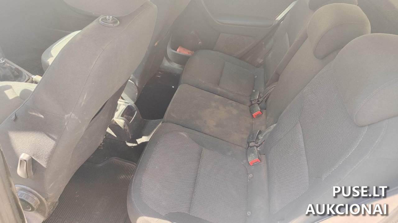 SKODA YETI 4x4 Lengvasis automobilis 3