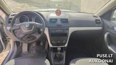 Parduodamas lengvasis automobilis SKODA YETI 4x4 aukcione Vilniuje - pradinė kaina 300 EUR