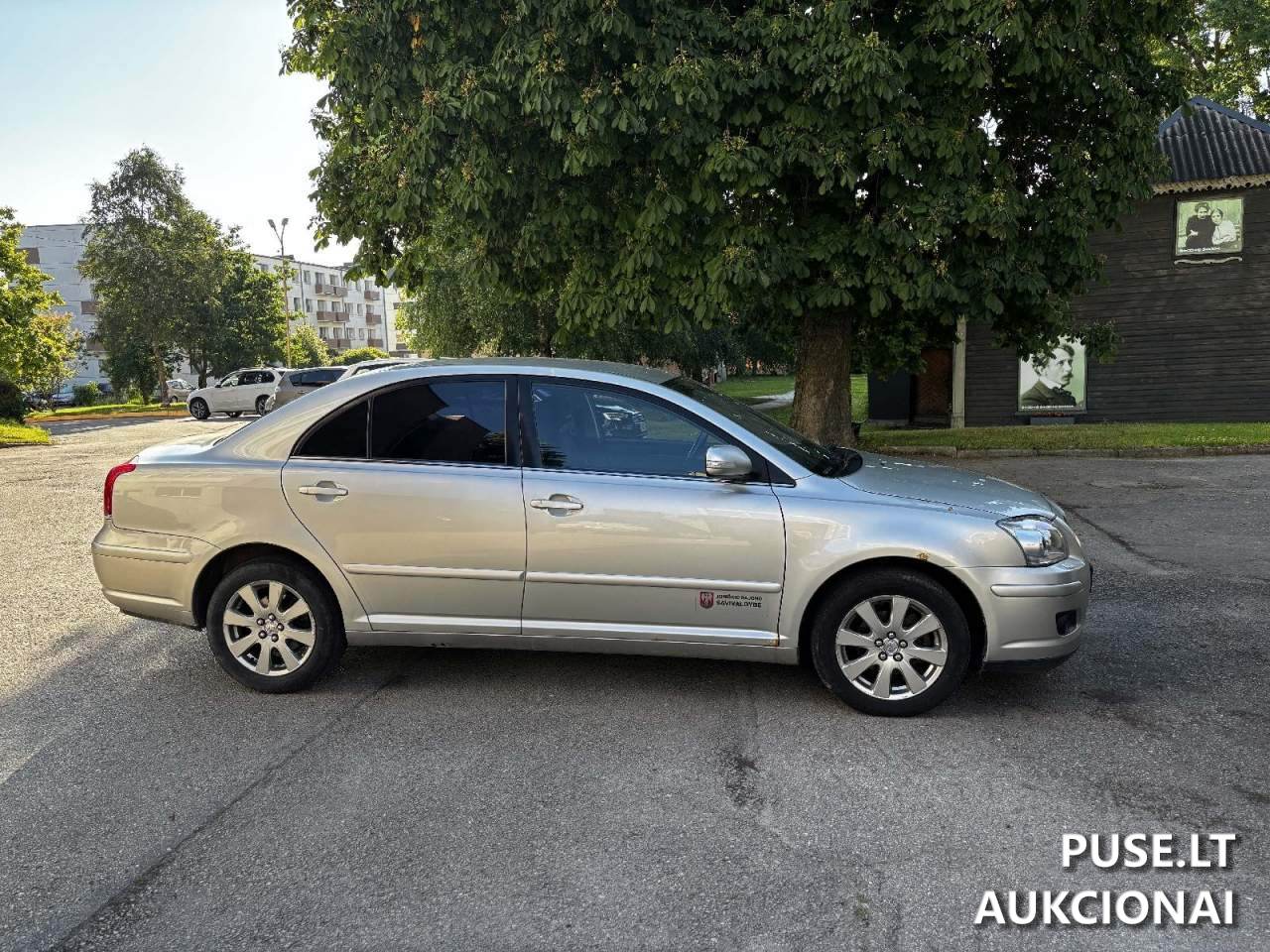 TOYOTA AVENSIS Lengvasis automobilis 4
