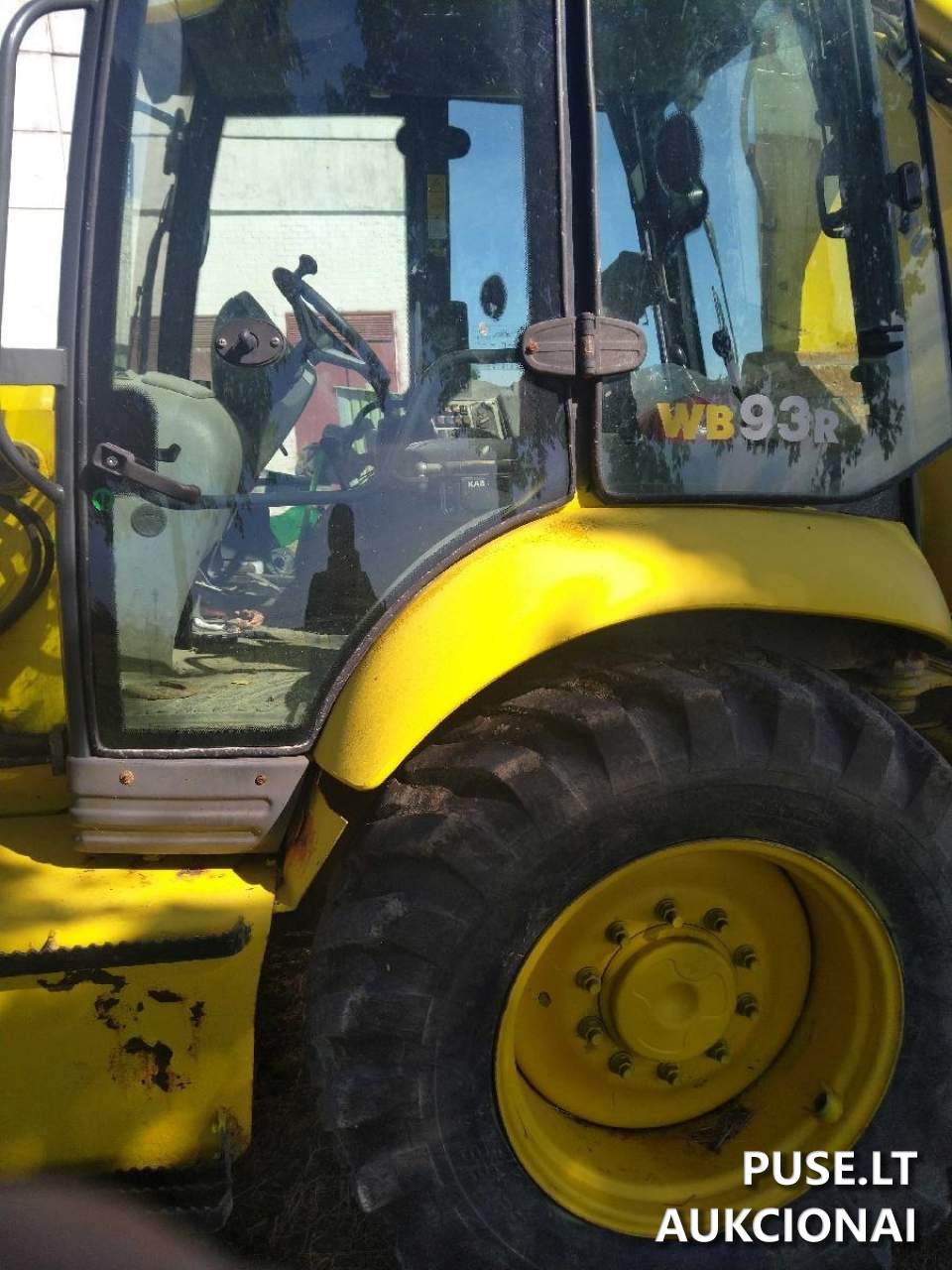KOMATSU (WB 93R-5) Nenurodyta 3