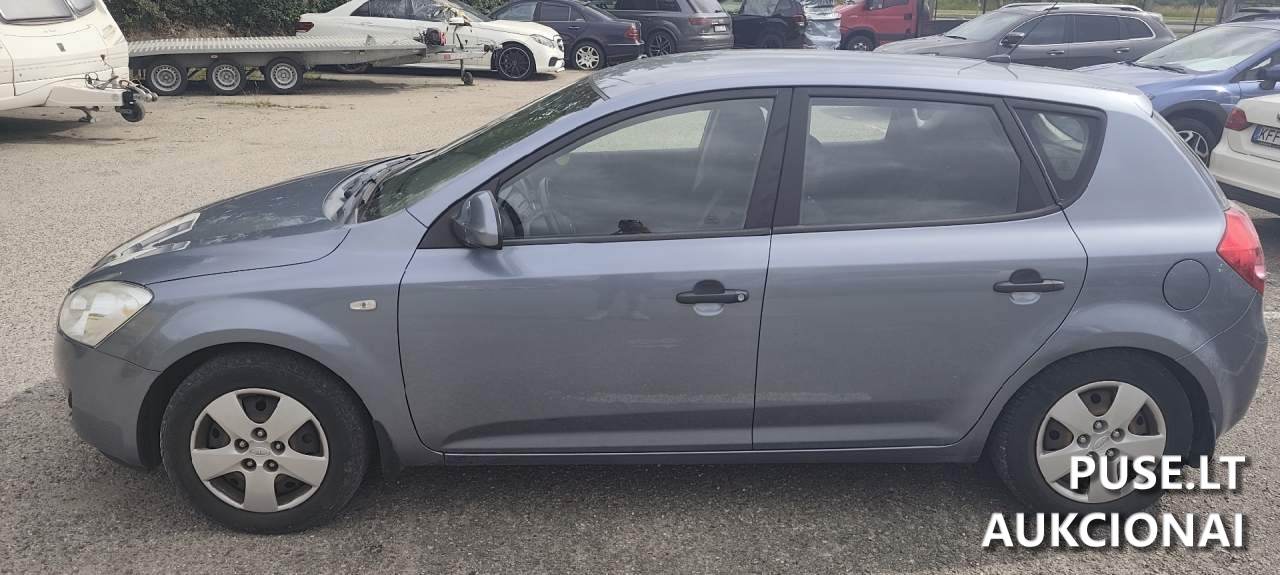 Kia Ceed Lengvasis automobilis 2