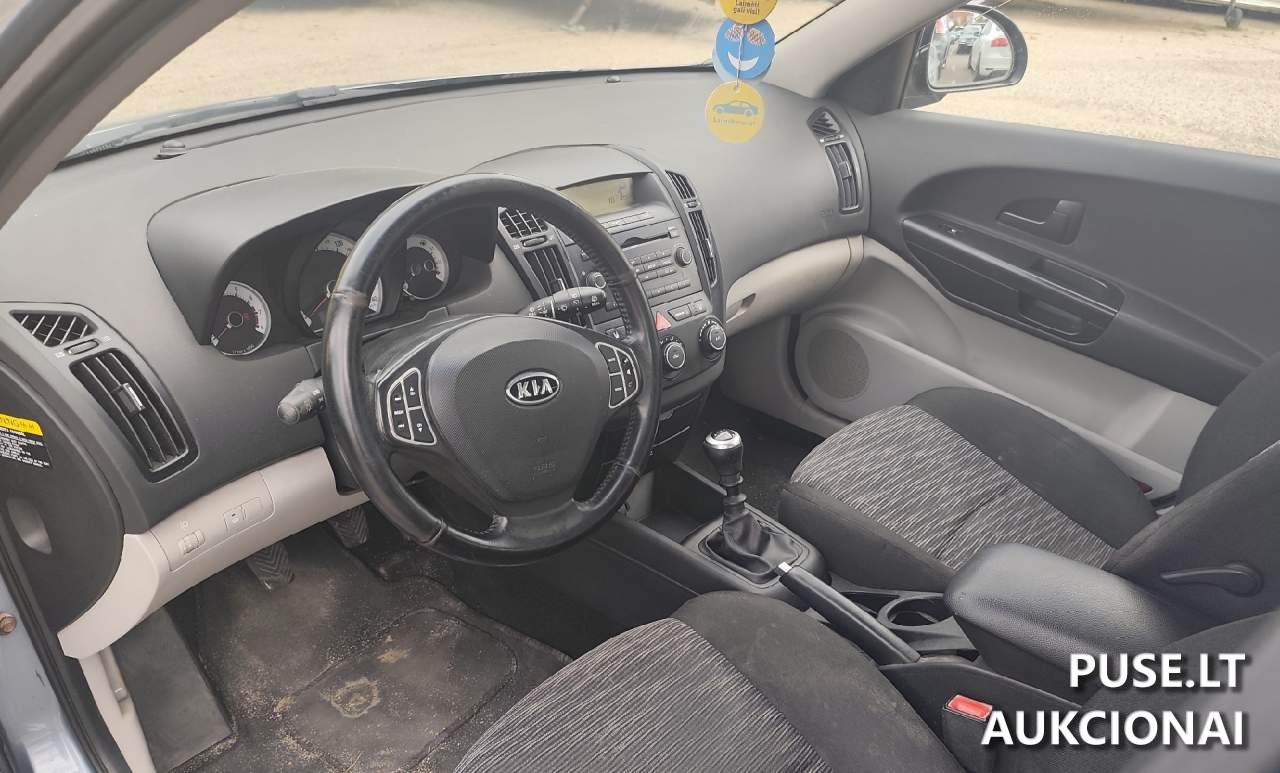 Kia Ceed Lengvasis automobilis 11