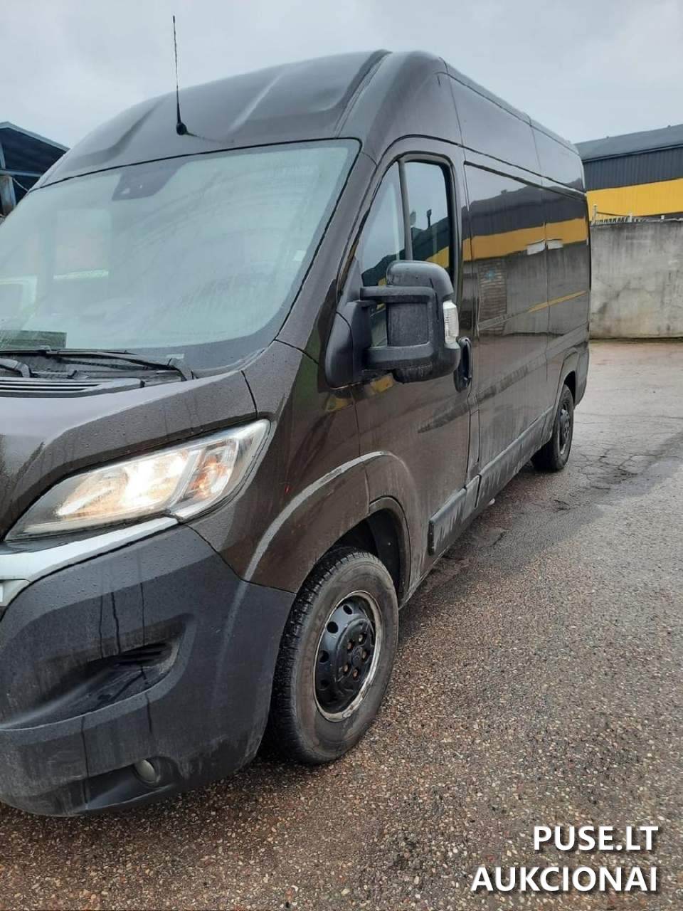 Krovininis mikroutobusas Krovininis automobilis iki 3,5t. 3
