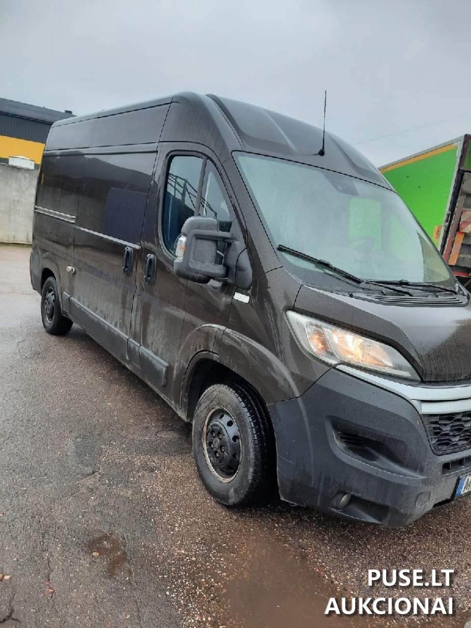 Krovininis mikroutobusas Krovininis automobilis iki 3,5t. 4