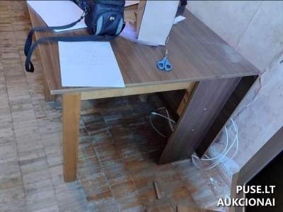 Buitinės technikos, baldų ir namų apyvokos daiktų pardavimas aukcione Kazlų Rūdoje nuo 52 EUR