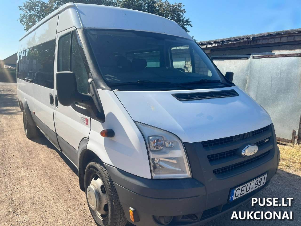 Autobusas Ford Transit, valst. nr. CEU981 Mažas autobusas 2