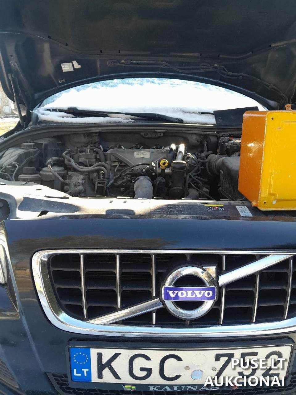 VOLVO V70 Keleivinis automobilis 2