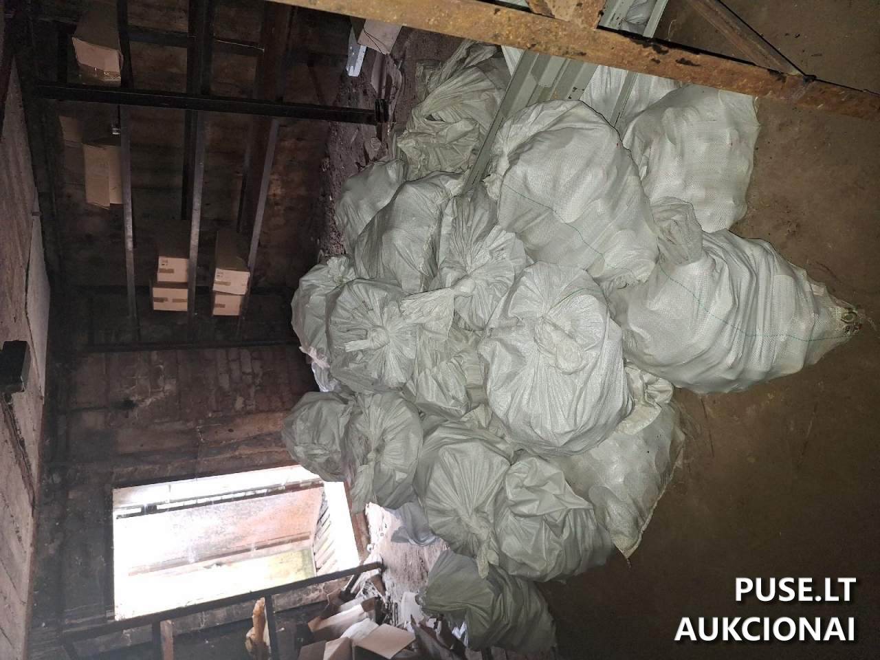Spalvotas metalo laužas (žalvaris), užterštas (neišardyti buitiniai vandens skaitikliai) Kitas turtas 4