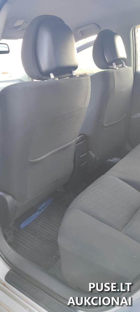 Lengvasis automobilis Toyota Avensis Lengvasis automobilis 8