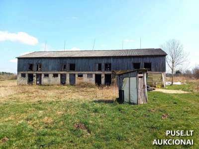 Parduodama 1/2 buto dalis su ūkio statiniais Zarasų rajone, Naršėnų k., 630 EUR pradinė kaina