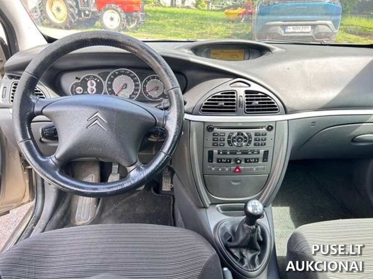 Automobilis Citroen C5 (valstybinis Nr. CRU 575) Lengvasis automobilis 12