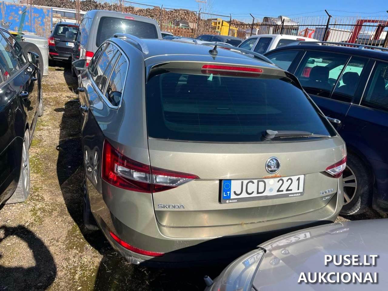 SKODA SUPERB Nenurodyta 2