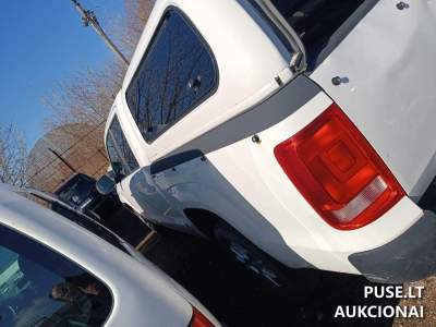 2016 m. VW Amarok dyzelinis automobilis aukcione nuo 11360 EUR