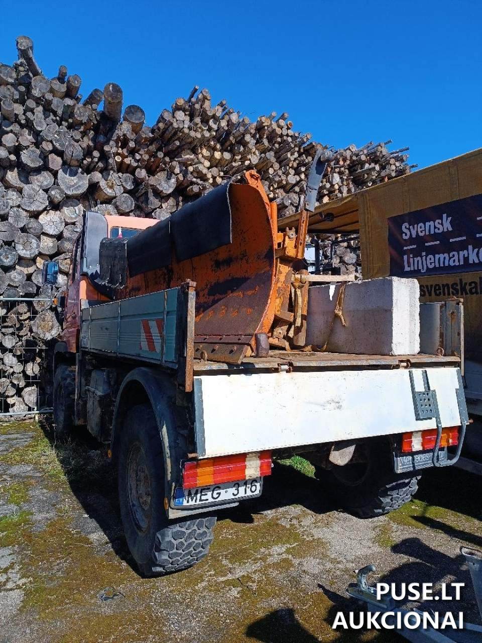 DAIMLERCHRYSLER (D) UNIMOG 405/20 Nenurodyta 4