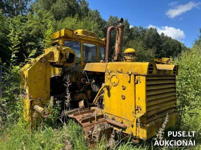 Sunkiosios technikos (klotuvai, buldozeriai) aukcionas Šiauliuose nuo 17482 EUR