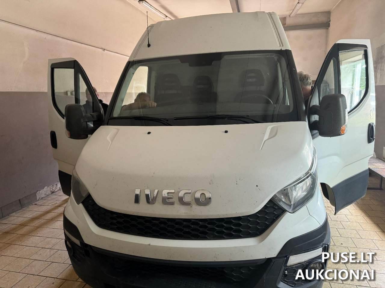 IVECO DAILY 35S15 Krovininis automobilis iki 3,5t. 3