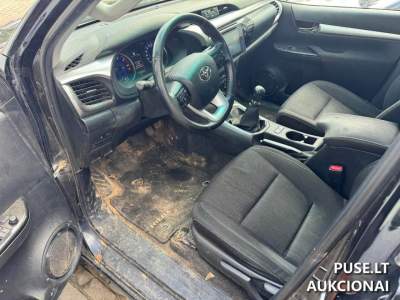 Komercinis automobilis Toyota Hilux Active 2.4D 4WD 2020m. parduodamas aukcione nuo 16800 EUR