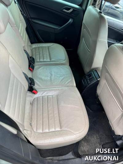 Dyzelinis 2015 m. Skoda Yeti automobilis Šiauliuose 4000 EUR pradine kaina