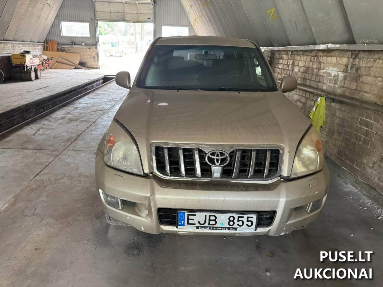 TOYOTA LAND CRUISER Lengvasis automobilis 2