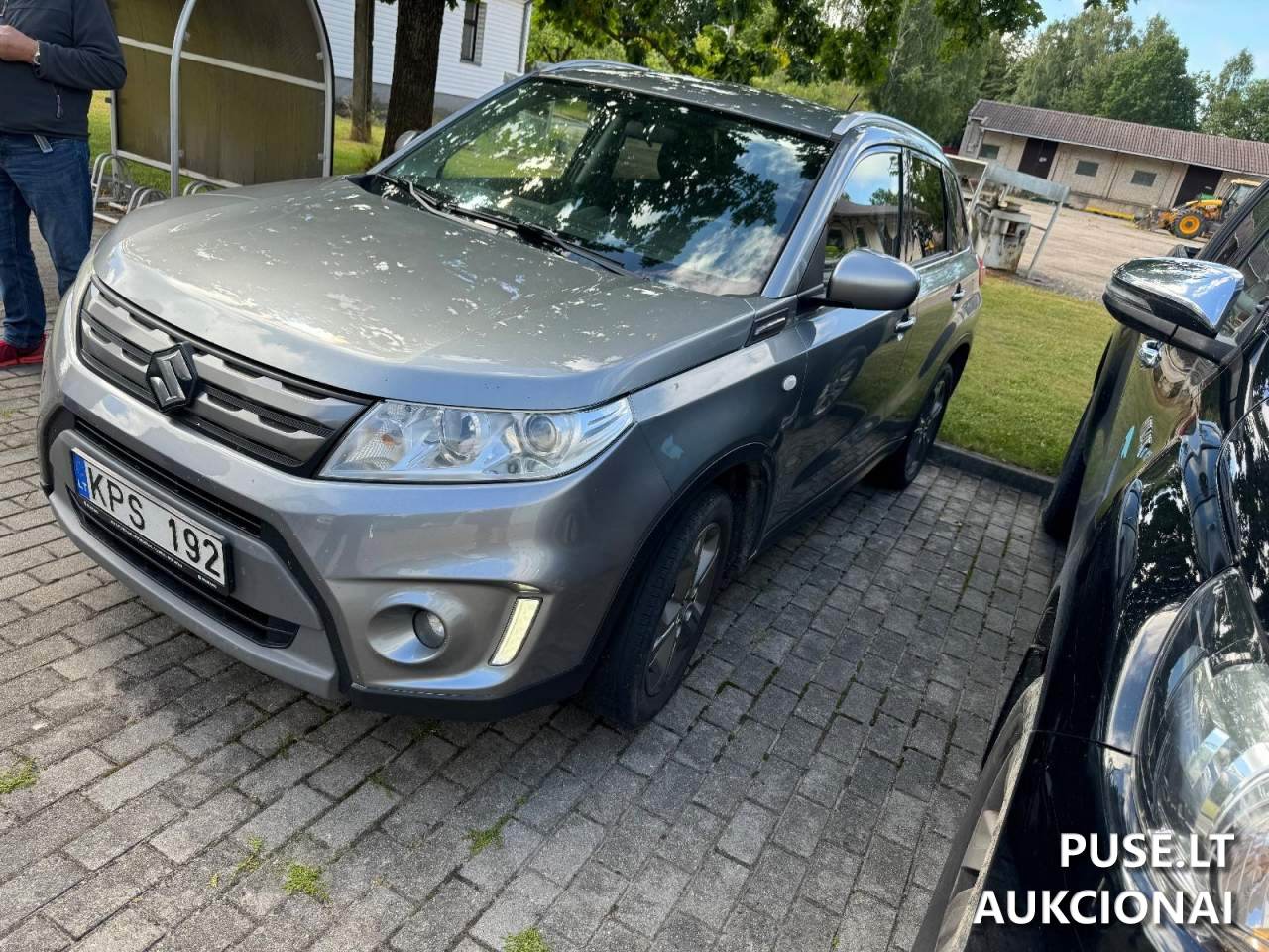 Automobilis Suzuki Vitara Keleivinis automobilis 2