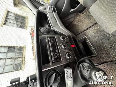 Parduodamas IVECO 35C13 2014 m. su šaldytuvu aukcione, pradinė kaina 7000 EUR