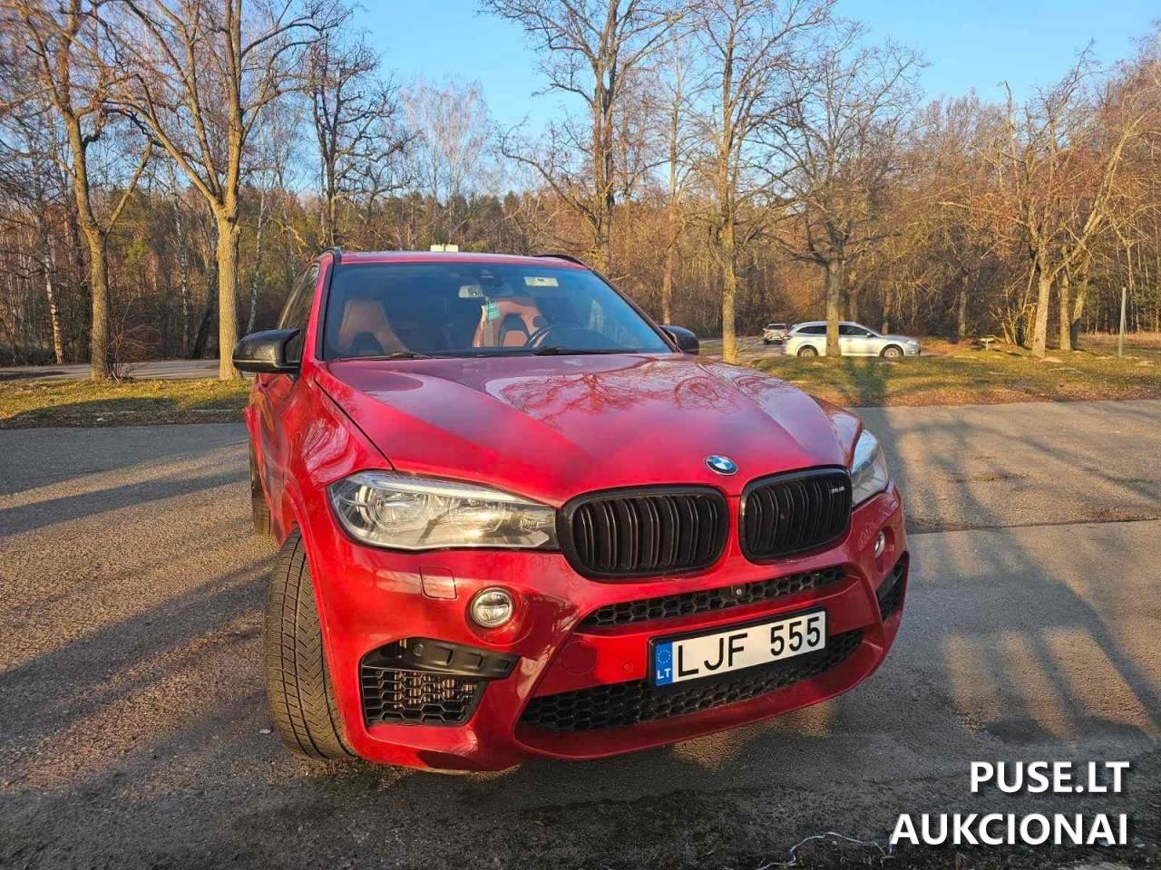 BMW X5 M Keleivinis automobilis 2
