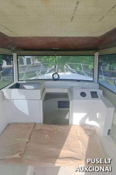 Vidaus vandenų laivas Fisher 800LT aukcione, pradinė kaina 31172 EUR