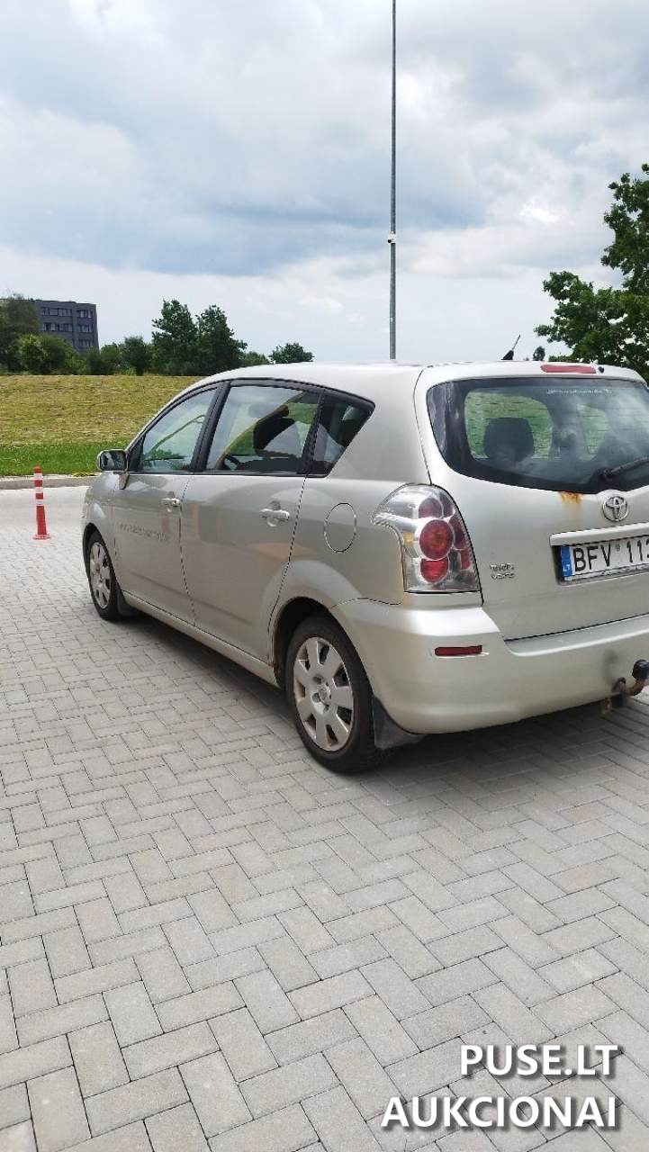 Toyota Corolla Verso Lengvasis automobilis 2