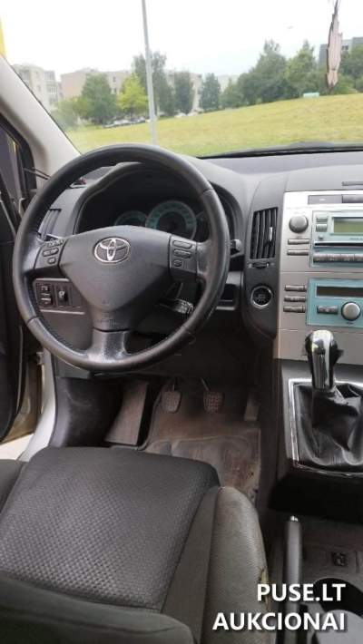 Automobilis Toyota Corolla Verso 2005 m. Plungėje 1000 EUR pradinė kaina