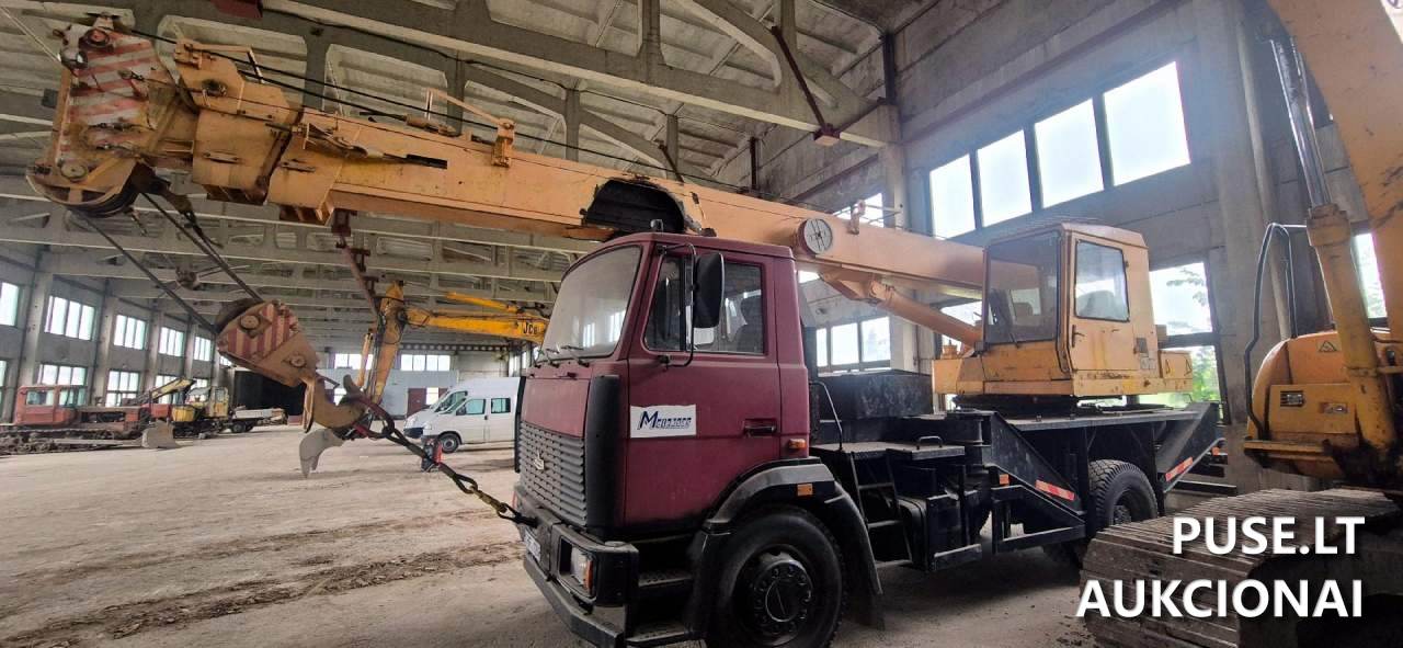 Automobilinis kranas MAZ 533731 Autokranas 2