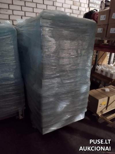 Robotizuotas ledu ir kavos kioskas Robocoff parduodamas aukcione Vilniuje su pradine kaina 9600 EUR