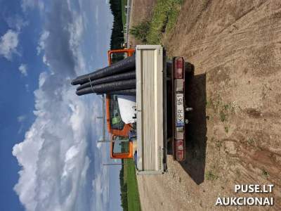 Krovininis automobilis VW T5 2013 m. aukcione pradinė kaina 9000 EUR