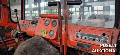 Buldozeris DT75 1985 m. parduodamas aukcione nuo 3200 EUR, galimybė įsigyti