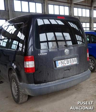 VW Caddy lengvasis krovininis pikapas parduodamas aukcione 1200 EUR