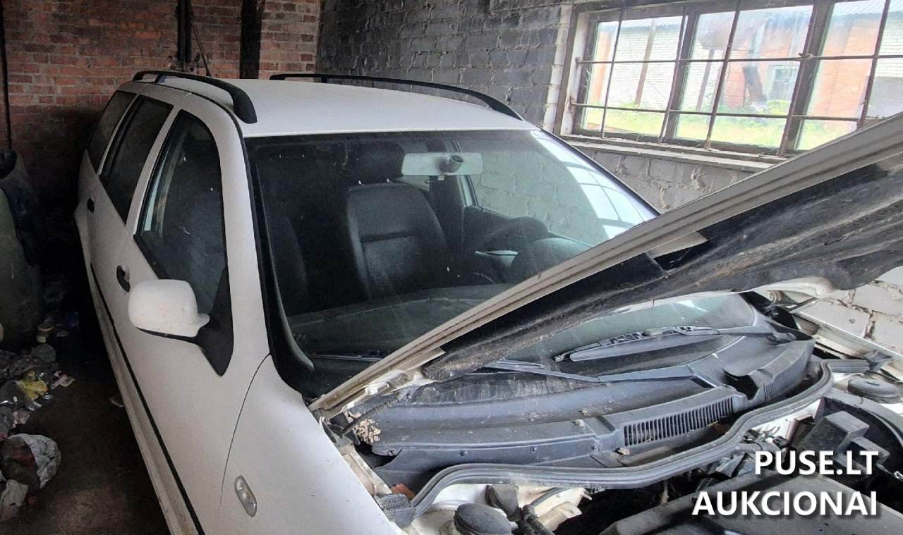 Lengvasis automobilis VW Golf Lengvasis automobilis 4